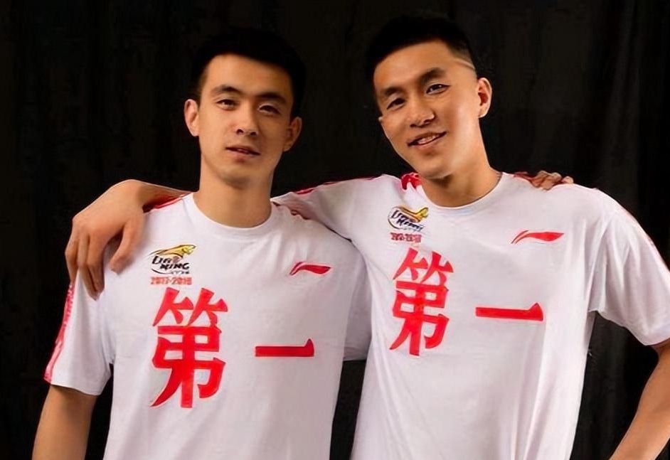 郭艾伦赵继伟身高对比,别小看那几厘米,球场上的差距比你想的大得多 郭艾伦赵继伟身高对比,别小看那几厘米,球场上的差距比你想的大得多